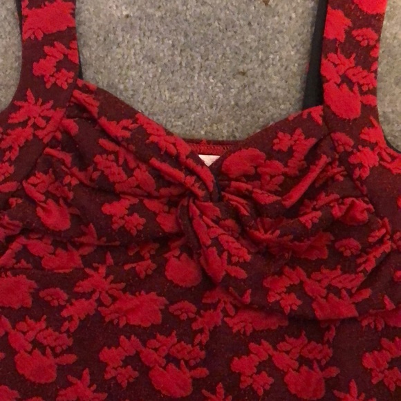 Red floral Dress - Picture 3 of 4